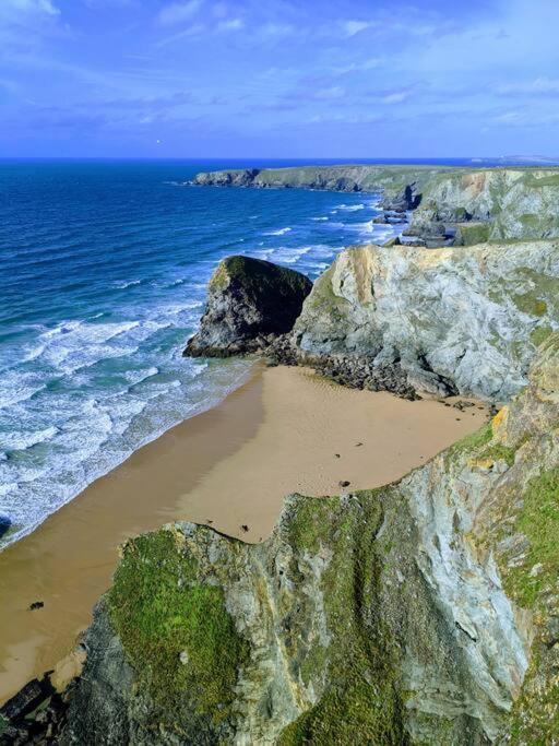 Large 4 Person Couples And Family Caravan In Newquay Bay Resort Zewnętrze zdjęcie