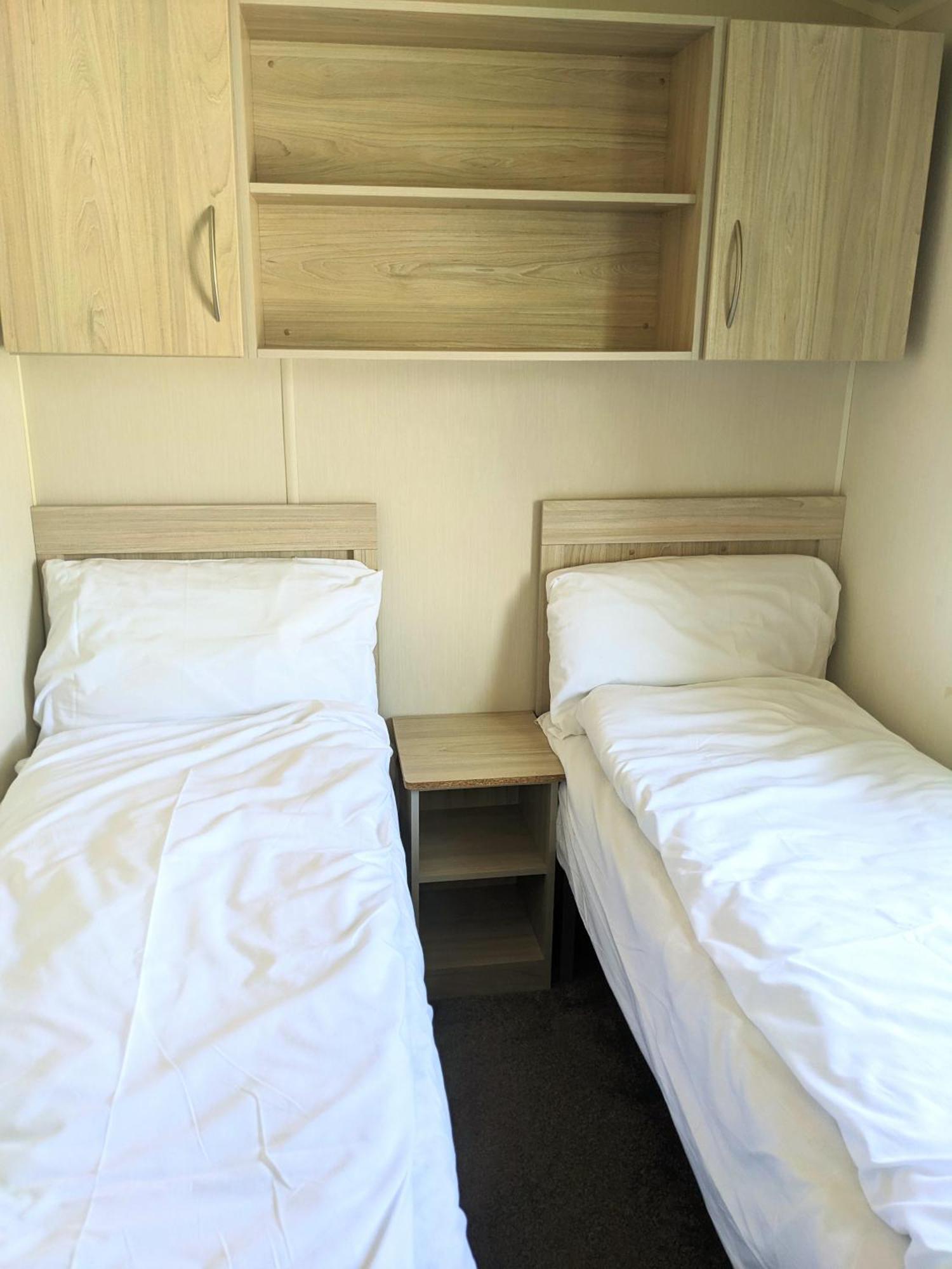 Large 4 Person Couples And Family Caravan In Newquay Bay Resort Zewnętrze zdjęcie